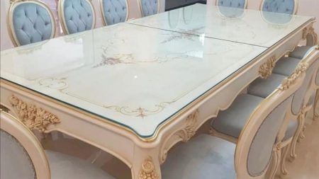 طاوله كلاسك